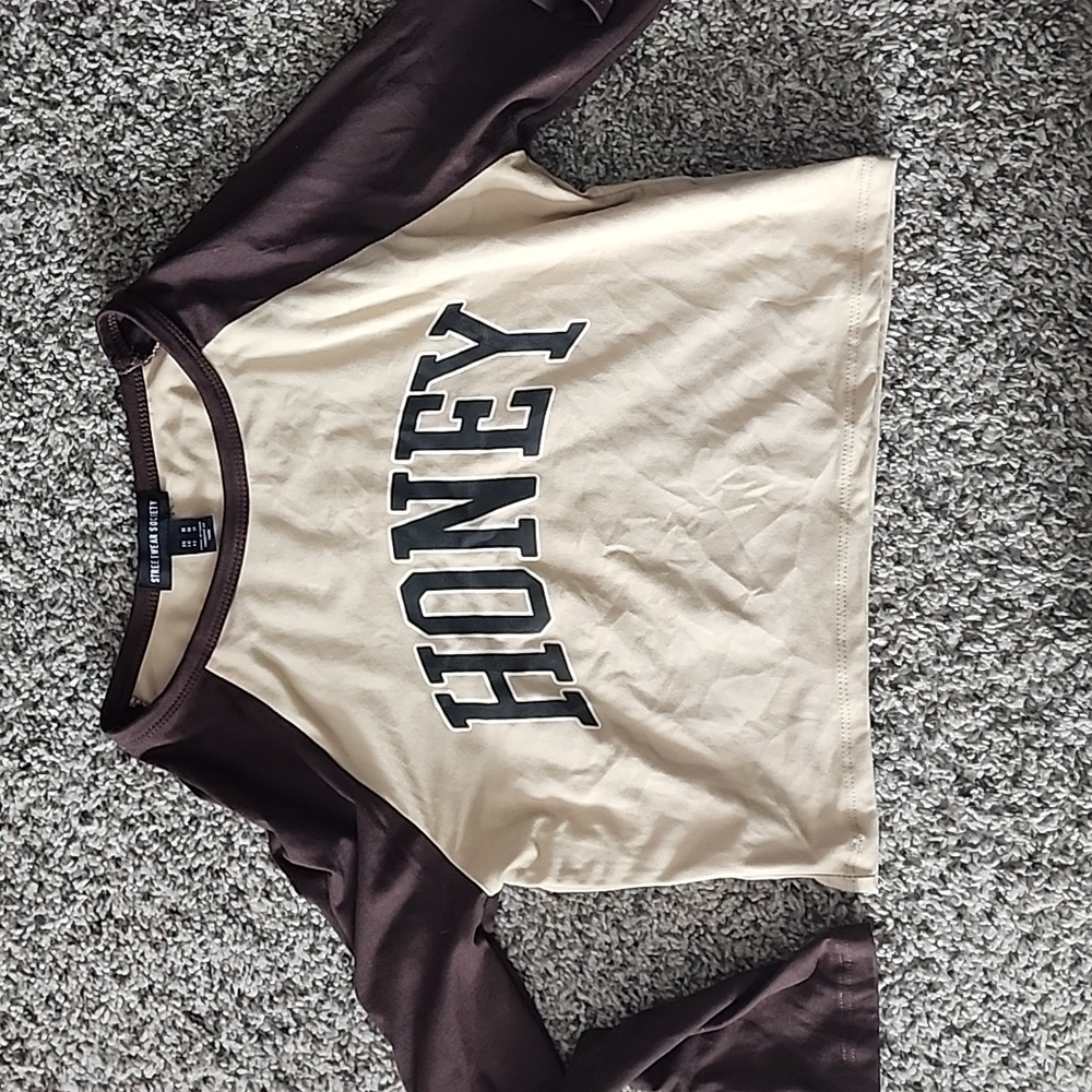 Long sleeved crop top